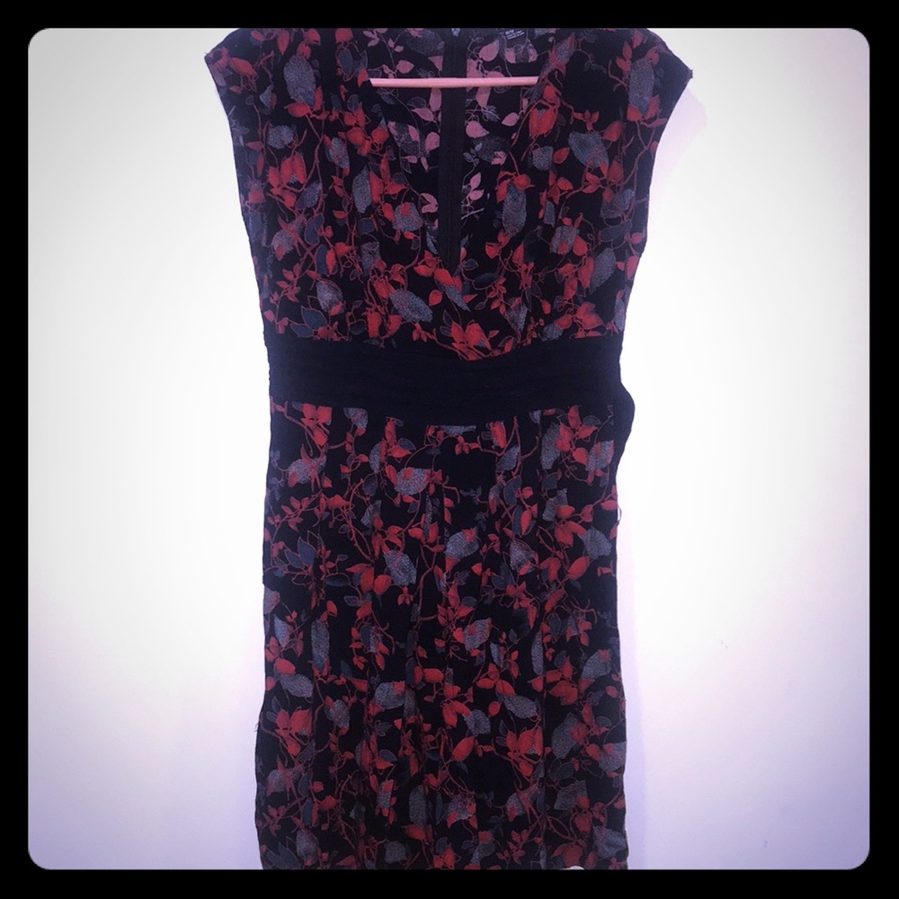 Forever 21 floral mid sized dress